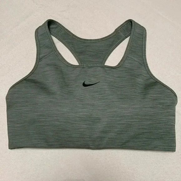 NIKE Dri-Fit Women’s Sports bra, Activewear. Size M. NWOT. - Picture 1 of 3